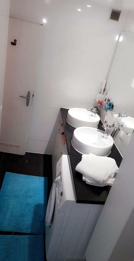 Sehr Schoene Drei Zimmer Deluex Wohnung In Sindelfingen Ngoại thất bức ảnh